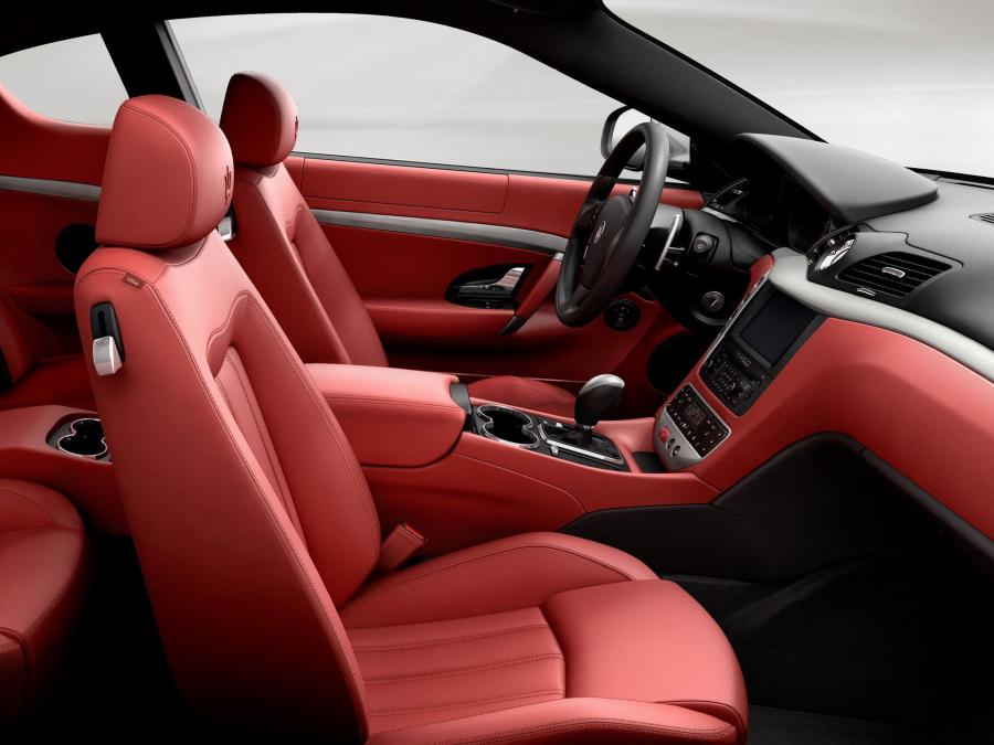  Maserati GranTurismo 2007 года  (фото 219 из 240)